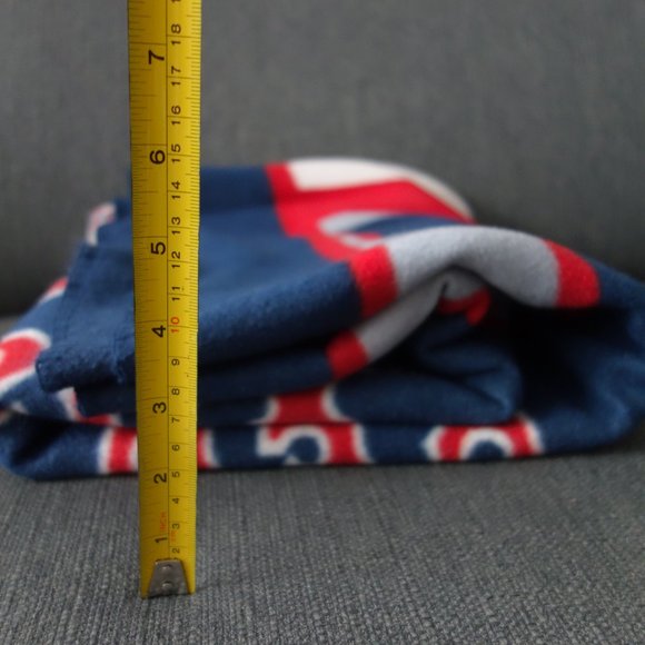 Boston Red Sox Blanket 46 inches by 52 inches - Picture 6 of 6